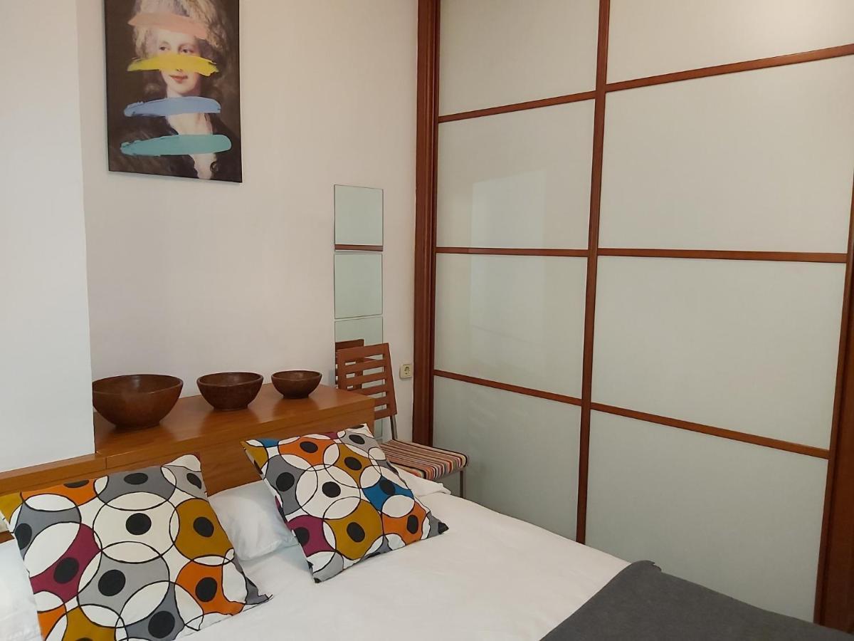 Apartamento San Luis. Plaza De Parking Gratis!!! Sevilla Kültér fotó
