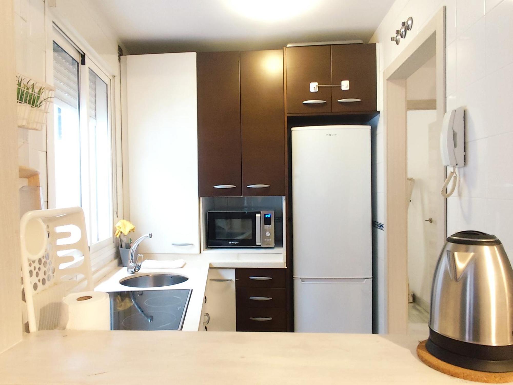 Apartamento San Luis. Plaza De Parking Gratis!!! Sevilla Kültér fotó